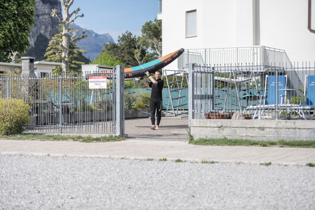 accesso diretto alla spiaggia e al lago dal nostro residence 