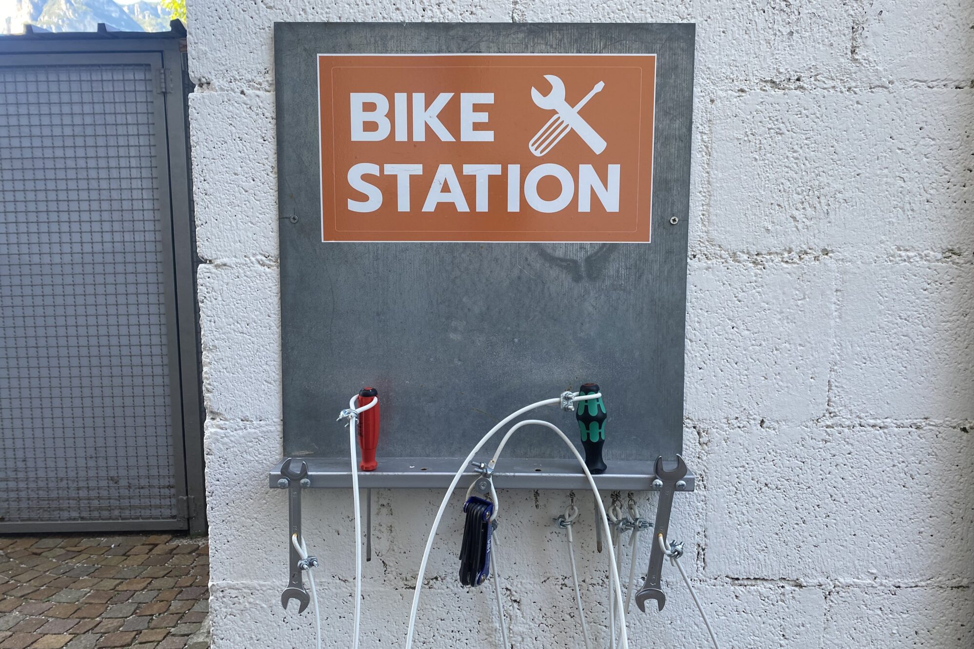 Bike repair area